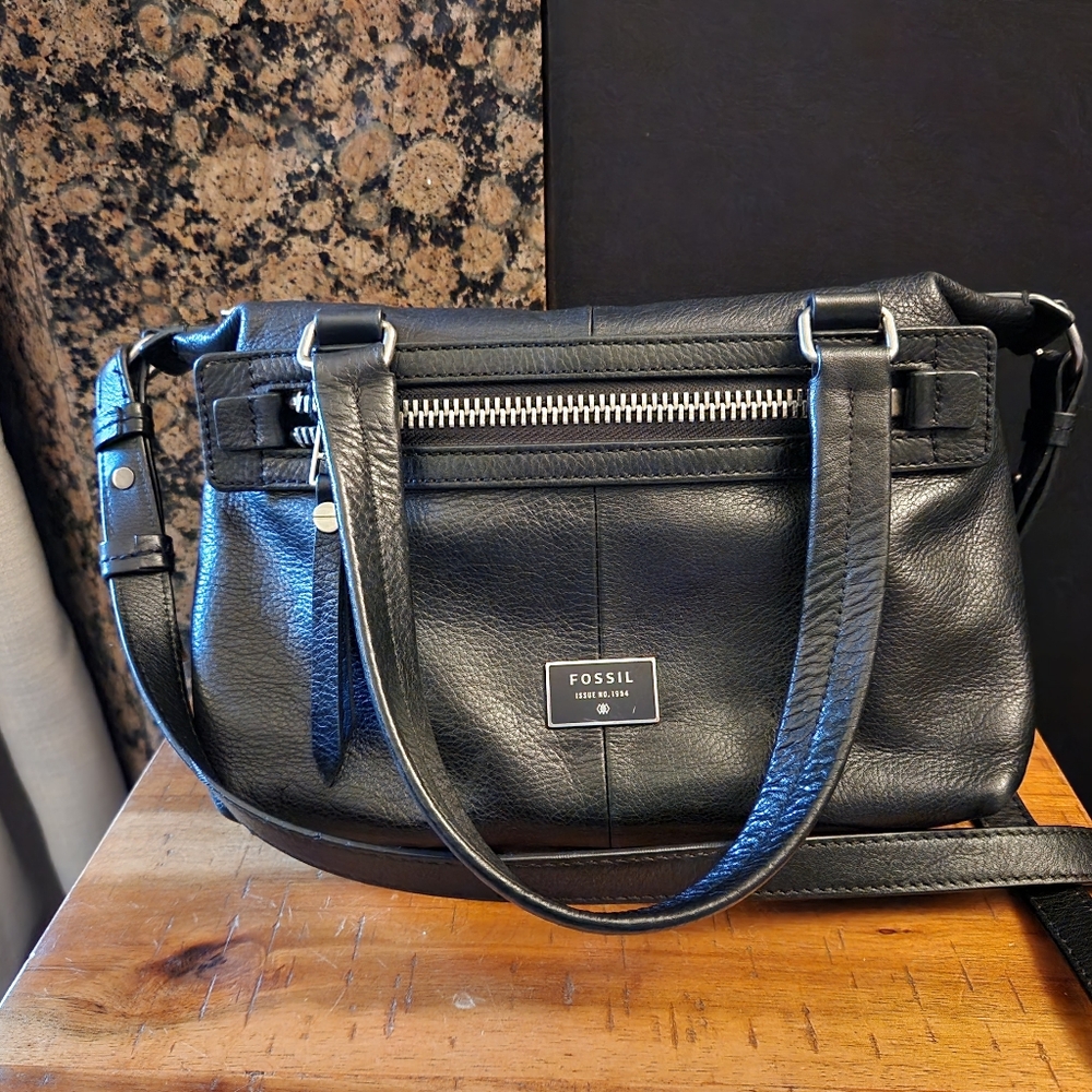 Vintage FOSSIL crossbody handbag